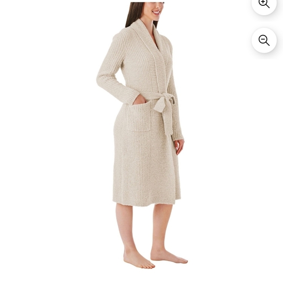 Elegant Cream Women's Knit Robe - Picture 2 of 9